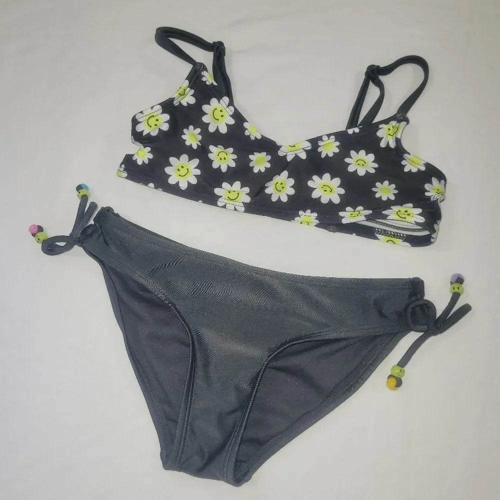 Art Class Size 8 Smiling Daisy Floral Printed Bikini Set